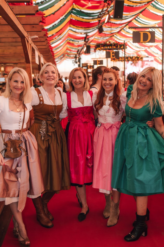 Sonja Kiefer, Tina Kr�tz, Katharina Lukas, Tiger Kirchharz, Ayse Auth