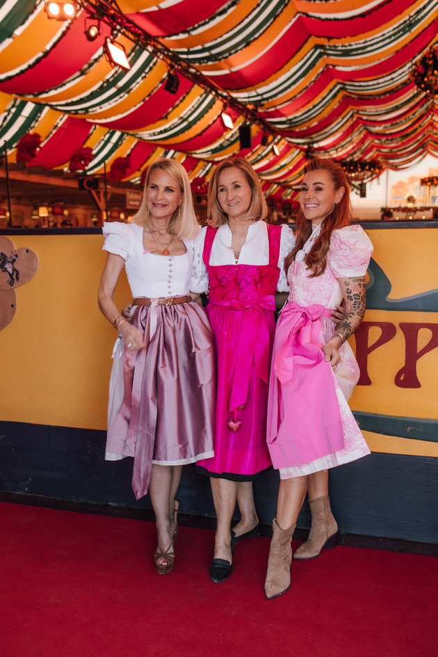 Sonja Kiefer, Katharina Lukas, Tiger Kirchharz. Foto: Alina Netter/UNUN PHOTOGRAPHY