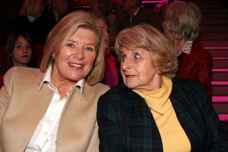 Jutta Speidel mit Mutter Gerlinde. Foto: Andrea Pollak