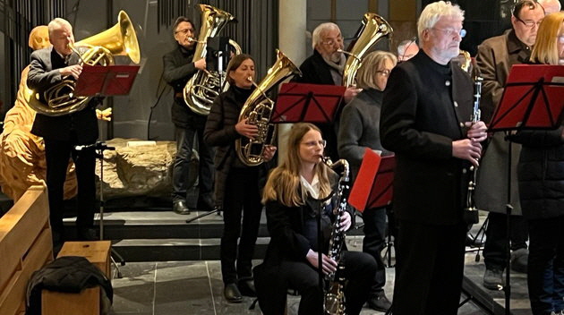 Adventskonzert der Neurieder Blasmusikanten