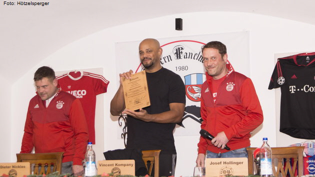 Vincent Kompany begeistert FC-Bayern-Fans in Frasdorf. Foto: H�tzelsperger
