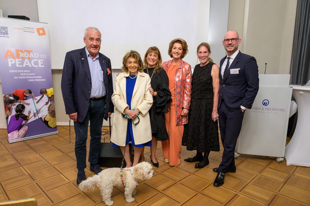 Dr. Ludwig Spaenle, Dr. Charlotte Knobloch, Tania Coen-Uzzielli, H�l�ne Gleitman, Irith Rappaport, Julian Rautenberg. Foto: Daniel Schvarcz